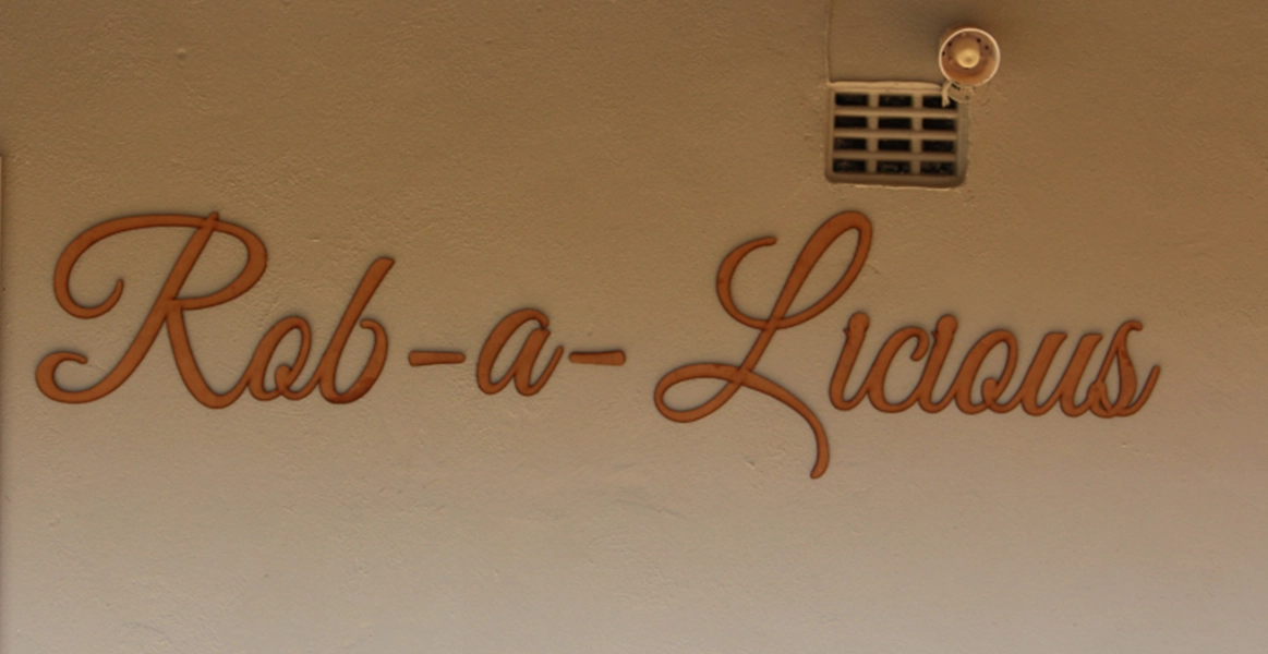 Logo Item